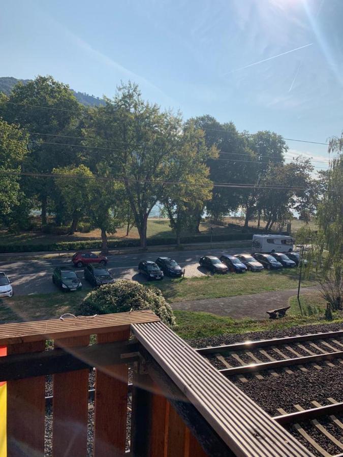 Hotelzimmer Im Alten Reihenhaus Auf Der Stadtmauer Bacharach Eksteriør bilde